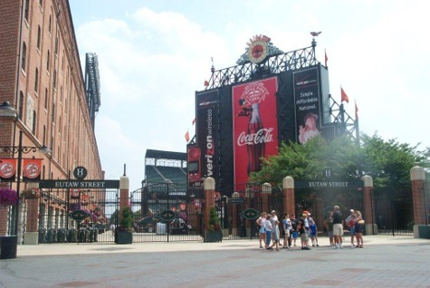 Baltimore - Camden Yards: Scoreboard from Eutaw Street