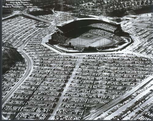 County Stadium - History, Photos and more of the Milwaukee Brewers former  ballpark