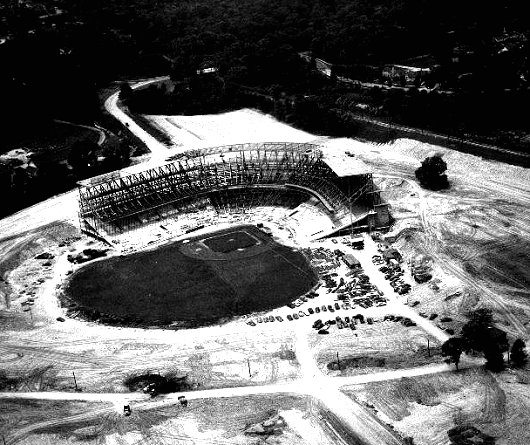 County Stadium - History, Photos and more of the Milwaukee Brewers former  ballpark