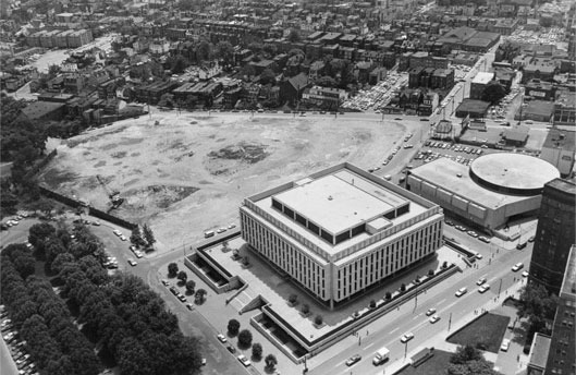 June 28, 1970: 'Human Locusts Have Their Day': Pirates play final game at  Forbes Field – Society for American Baseball Research