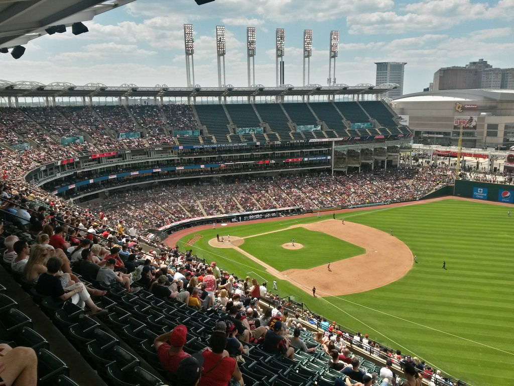 Ballpark. Бейсбол США поле. Бейсбол арены Арлингтон Техас. Baseball закрытые арены. Бейсбольное поле фото.