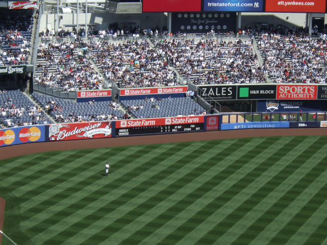 Yankee Stadium, New York Yankees ballpark - Ballparks of Baseball