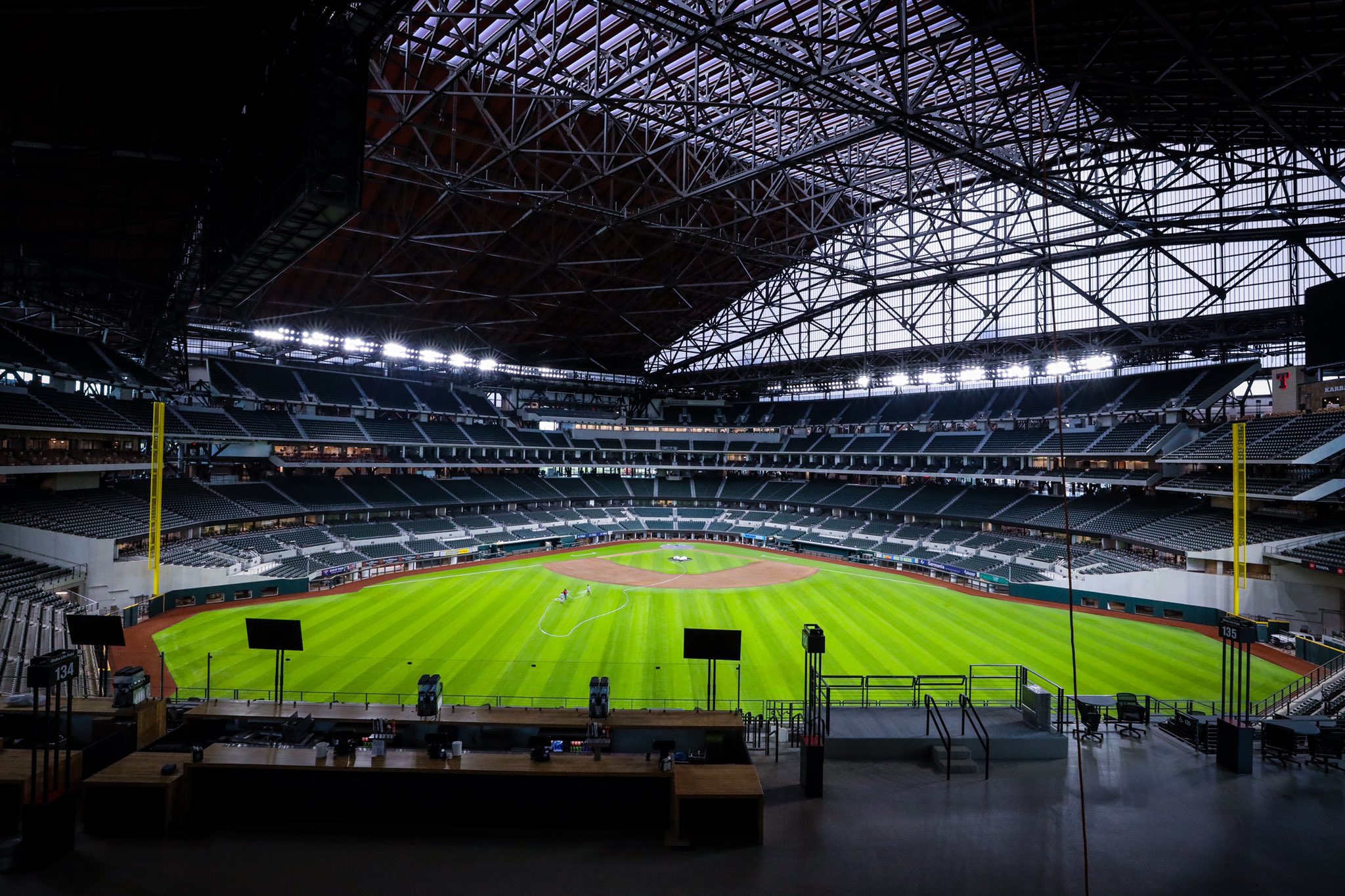 globe life field pictures information and more of the globe chart